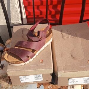 Kids Burgundy Leather Hook-and-Loop Sandals